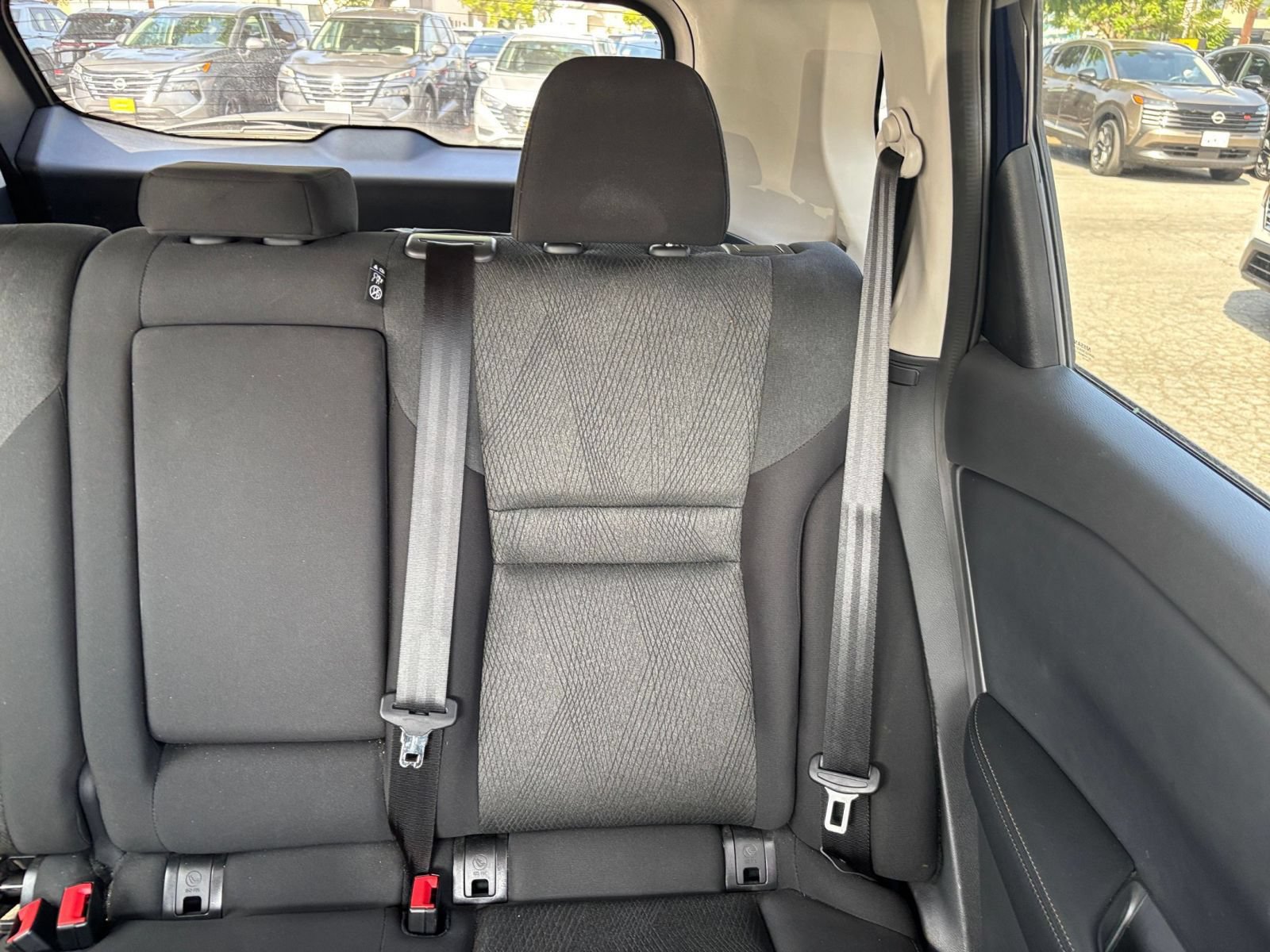 Used 2025 Nissan Rogue SV FWD image 38