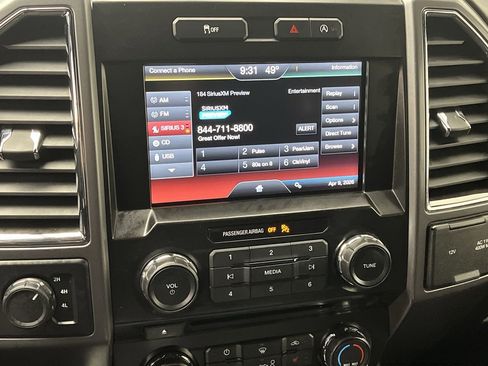 Used 2015 Ford F150 XLT w/ Equipment Group 302A Luxury image 18