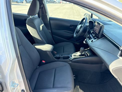 Used 2024 Toyota Corolla LE FWD image 17