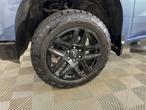 Used 2024 Chevrolet Silverado 1500 LT Trail Boss w/ Convenience Package II AWD/4WD image 25