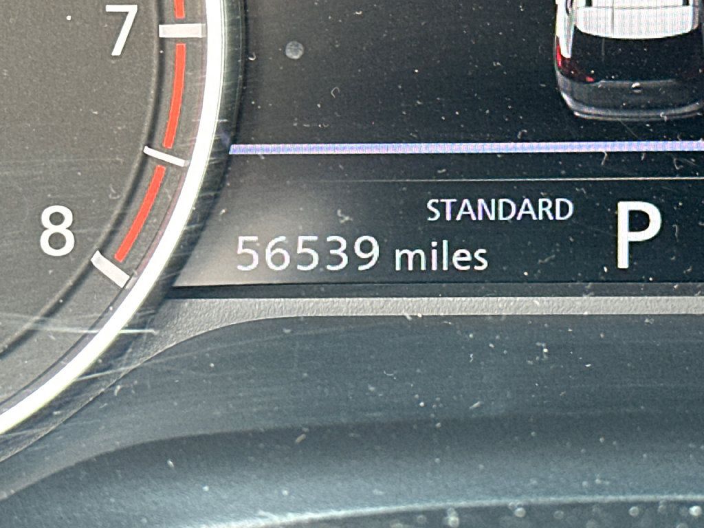 Used 2025 Nissan Rogue SV FWD image 29