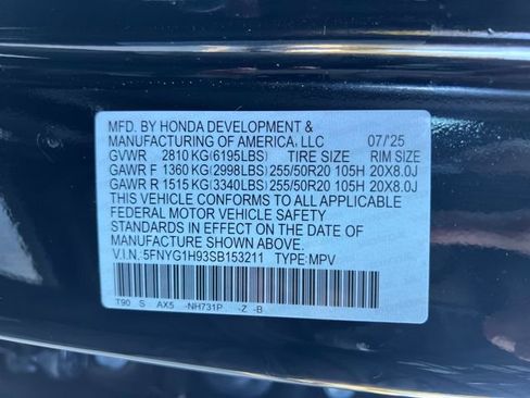 Certified 2025 Honda Pilot Black Edition image 20