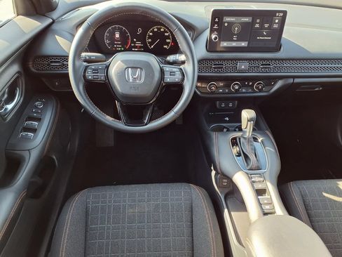 Used 2026 Honda HR-V Sport image 3