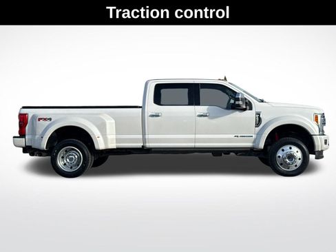 Used 2017 Ford F450 Platinum w/ Platinum Ultimate Package image 2