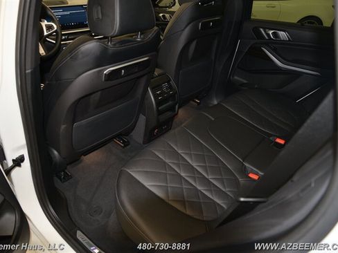 Used 2025 BMW X5 xDrive40i w/ M Sport Package AWD/4WD image 27