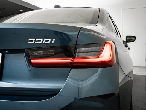 Certified 2025 BMW 330i xDrive Sedan image 9