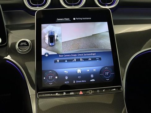 Used 2025 Mercedes-Benz GLC 350e 4MATIC image 28