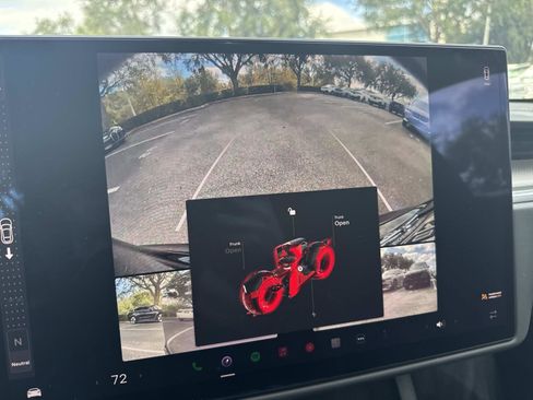 Used 2021 Tesla Model S Plaid image 23