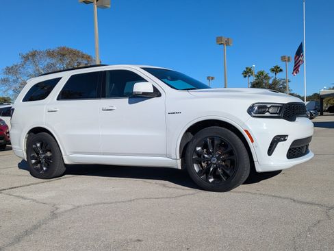 Used 2022 Dodge Durango R/T w/ Hemi Orange Plus Package image 2
