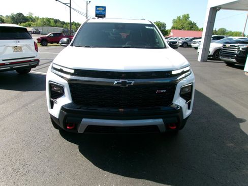New 2026 Chevrolet Traverse Z71 w/ Driver Confidence Package AWD/4WD image 8