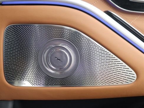 Used 2022 Mercedes-Benz S 580 4MATIC Sedan w/ AMG Line Package image 27