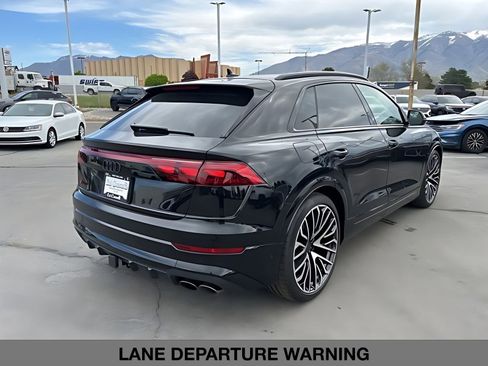 New 2026 Audi SQ8 Prestige image 10