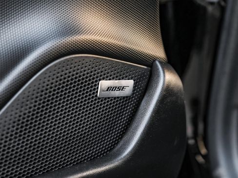 Used 2021 Porsche Taycan image 43