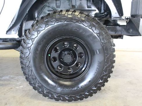 Used 2011 Jeep Wrangler Sport AWD/4WD image 20