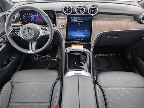 New 2026 Mercedes-Benz GLC 300 image 14