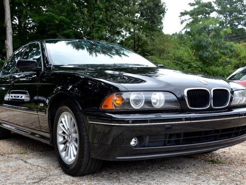 Used 2003 BMW 540i Sedan image 3