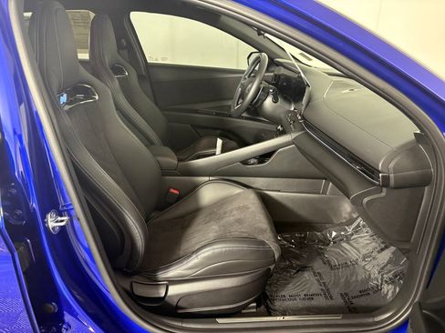 Used 2025 Hyundai Elantra N FWD image 34