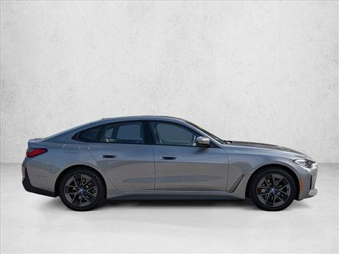 Used 2023 BMW i4 eDrive40 RWD image 4