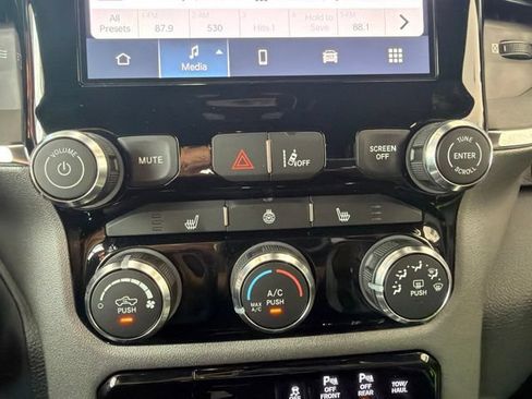Used 2025 RAM 1500 Big Horn AWD/4WD image 19