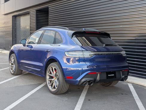 New 2026 Porsche Macan GTS image 3
