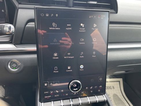 Used 2026 GMC Terrain Elevation w/ Elevation Premium Package image 24