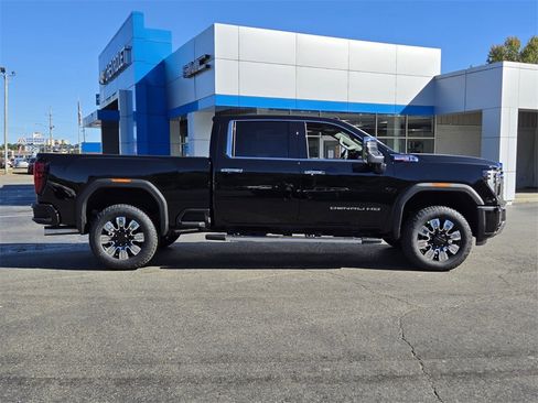 New 2026 GMC Sierra 2500 Denali w/ Technology Package image 3