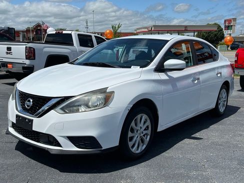 Used 2018 Nissan Sentra SV FWD image 4