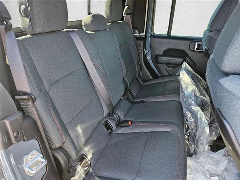 New 2025 Jeep Gladiator Rubicon w/ Safety Group image 15
