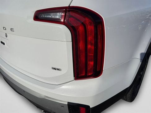 Used 2023 Kia Telluride S w/ S Sunroof Package image 19