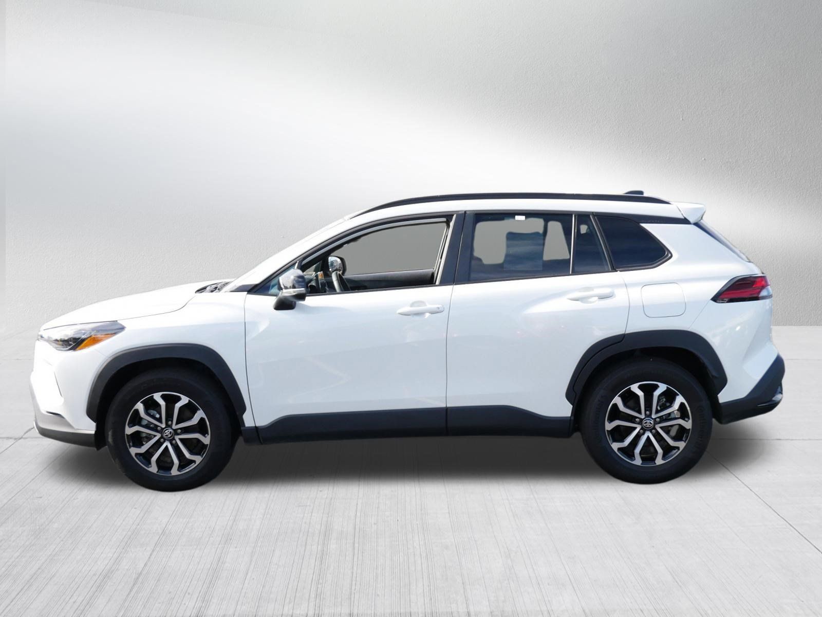 Used 2026 Toyota Corolla Cross AWD Hybrid image 4