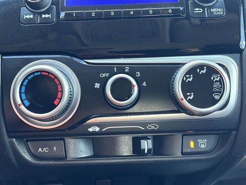 Used 2019 Honda Fit LX image 22