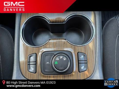 Used 2023 GMC Acadia SLE w/ Driver Convenience Package image 18