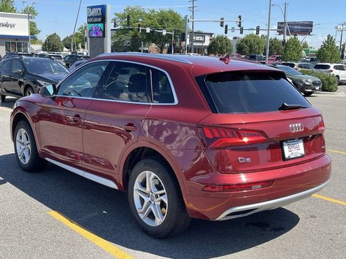 Used 2019 Audi Q5 Premium AWD/4WD image 5