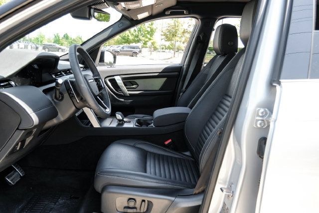 Used 2026 Land Rover Discovery Sport Landmark AWD/4WD image 4