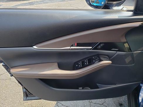 Used 2024 MAZDA CX-30 2.5 Turbo w/ Premium Plus Pkg image 11