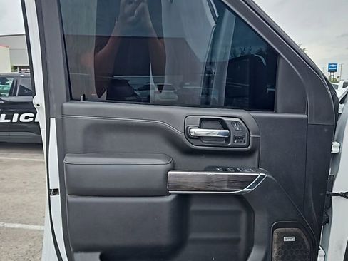 Used 2023 Chevrolet Silverado 2500 LTZ w/ LTZ Plus Package image 10