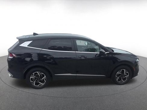 Used 2025 Kia Sportage LX FWD image 16
