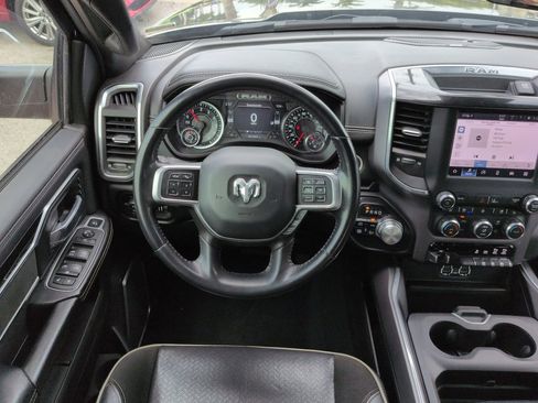 Used 2022 RAM 2500 Laramie w/ Night Edition AWD/4WD image 15