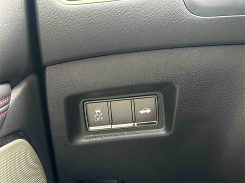 Used 2022 INFINITI Q60 Red Sport 400 w/ Carbon Fiber Package image 32