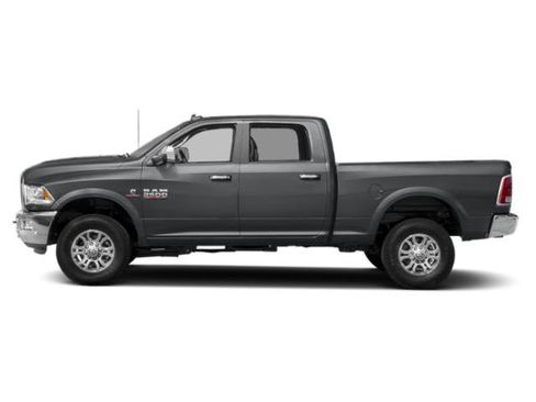Used 2018 RAM 2500 Laramie w/ Sport Appearance Group AWD/4WD image 3