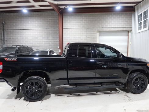 Used 2019 Toyota Tundra SR5 w/ SR5 Upgrade Package RWD image 6