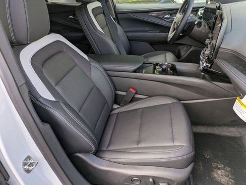 New 2026 Chevrolet Blazer EV LT image 28