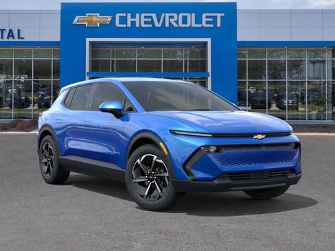 New 2026 Chevrolet Equinox EV LT image 7