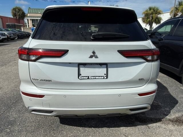 Used 2022 Mitsubishi Outlander SEL FWD image 4