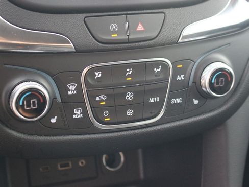 Used 2024 Chevrolet Equinox LT AWD/4WD image 27
