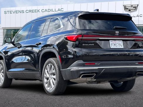 Used 2025 Buick Enclave Preferred image 5