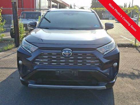 Used 2020 Toyota RAV4 XSE AWD/4WD image 2
