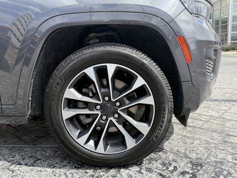 Used 2021 Jeep Grand Cherokee L Overland w/ Luxury Tech Group IV image 27