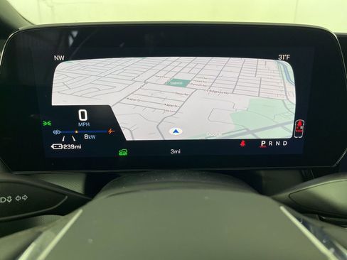 New 2026 Chevrolet Equinox EV LT image 34