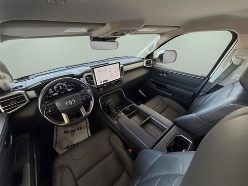 Used 2022 Toyota Tundra Limited image 21